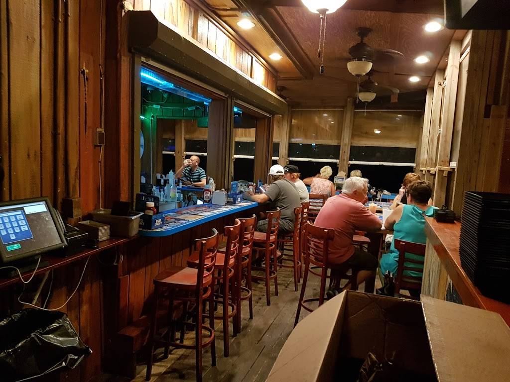 Crabby Joes Deck & Grill | restaurant | 3701 S Atlantic Ave, Daytona Beach Shores, FL 32118, USA | 3867883364 OR +1 386-788-3364