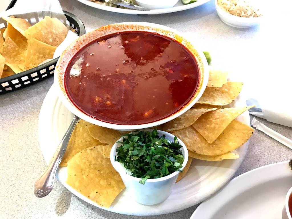 El Guanaco | restaurant | 1710 Livernois Rd, Troy, MI 48083, USA | 2485260622 OR +1 248-526-0622