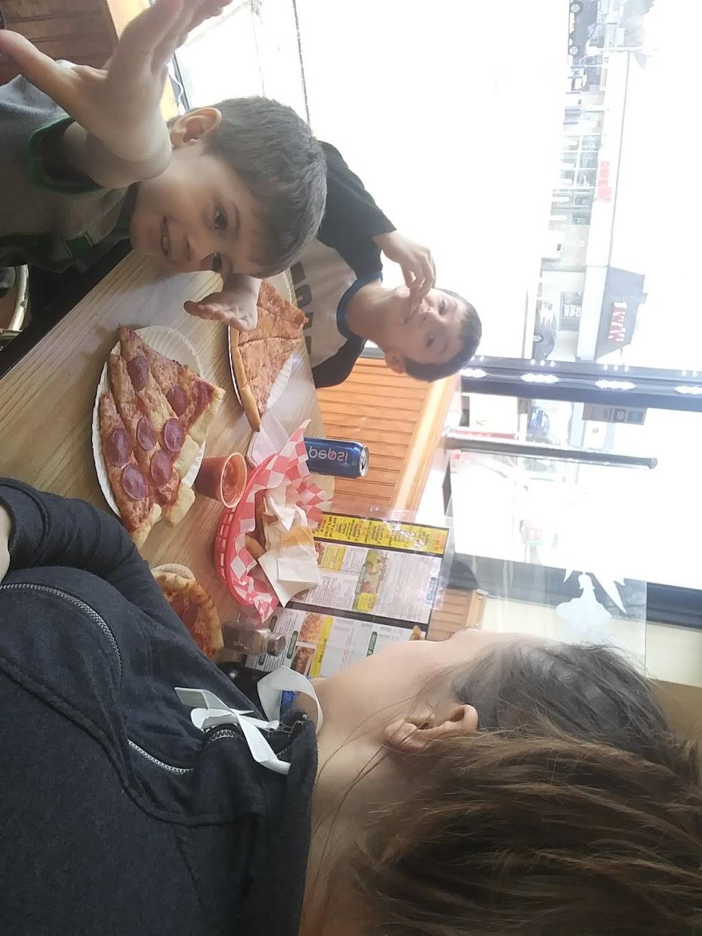 Station Pizza | restaurant | 14102 Bustleton Ave, Philadelphia, PA 19116, USA | 2156988989 OR +1 215-698-8989