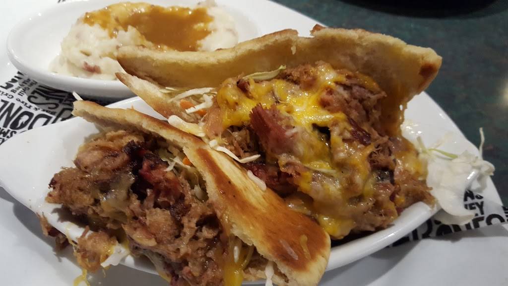 Smokey Bones Bar & Fire Grill | meal takeaway | 2660 S Dirksen Pkwy, Springfield, IL 62704, USA | 2175286410 OR +1 217-528-6410