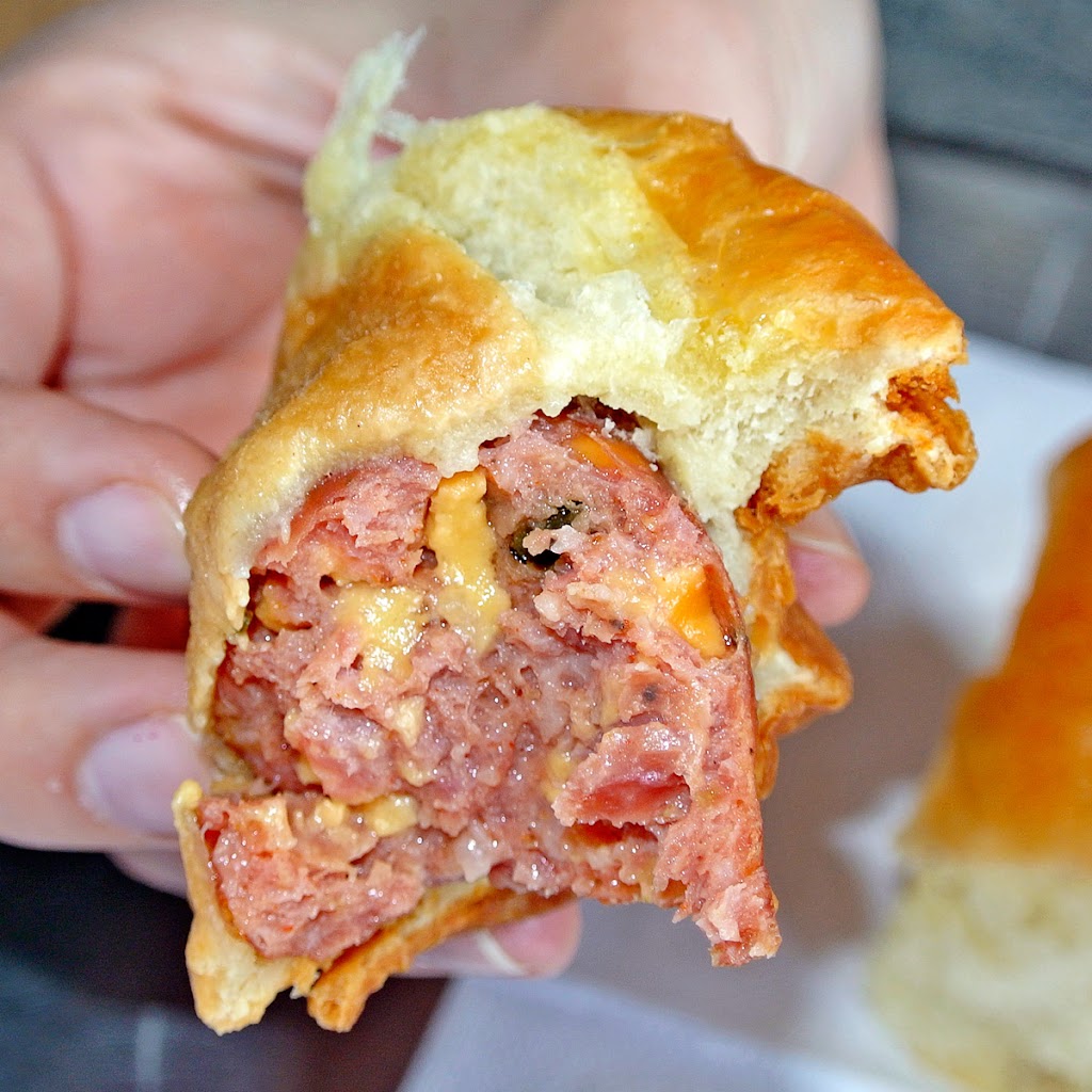 Dos Gatos Kolache Bakery | bakery | 700 N LBJ Dr #102A, San Marcos, TX 78666, USA | 5123921444 OR +1 512-392-1444