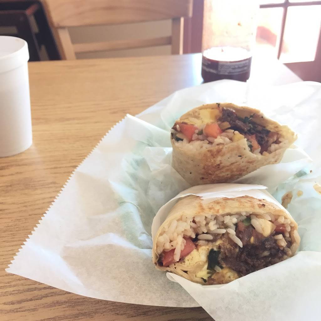 Dillys Restaurant | restaurant | 7708 Backlick Rd # D, Springfield, VA 22150, USA | 7036442220 OR +1 703-644-2220