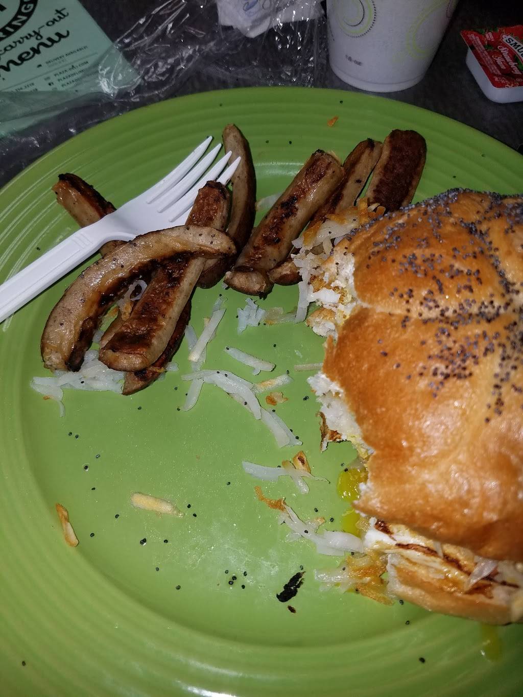 Plaza Deli | restaurant | 26555 Telegraph Rd, Southfield, MI 48033, USA | 2483562310 OR +1 248-356-2310