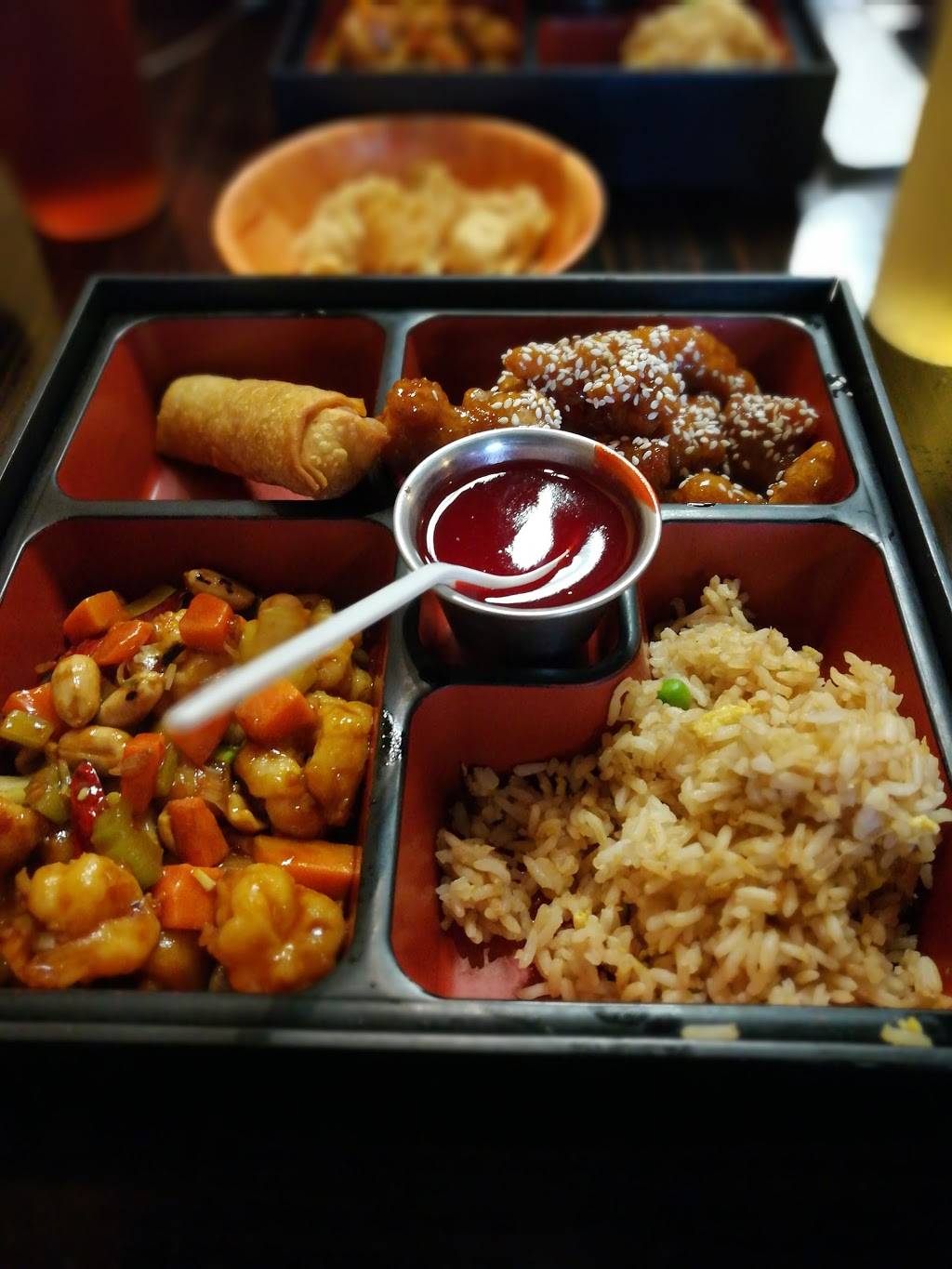 Lis Cafe | meal delivery | 632 Sunland Park Dr, El Paso, TX 79912, USA | 9158750509 OR +1 915-875-0509