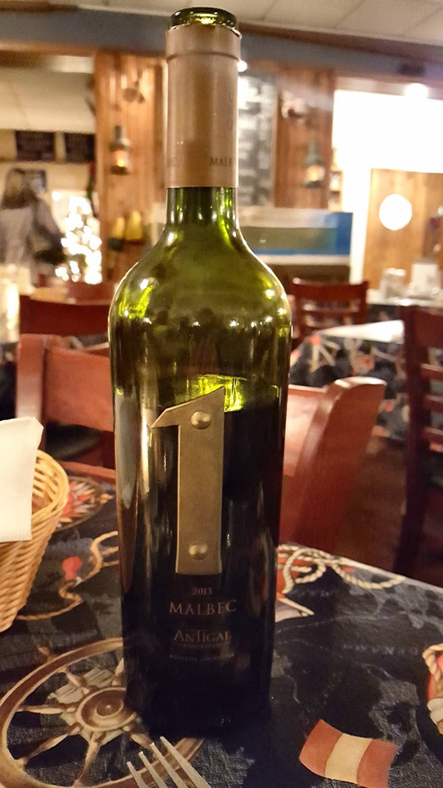 Hil-Mak Seafood Restaurant | restaurant | 449 Lake Ave, Ashtabula, OH 44004, USA | 4409643222 OR +1 440-964-3222