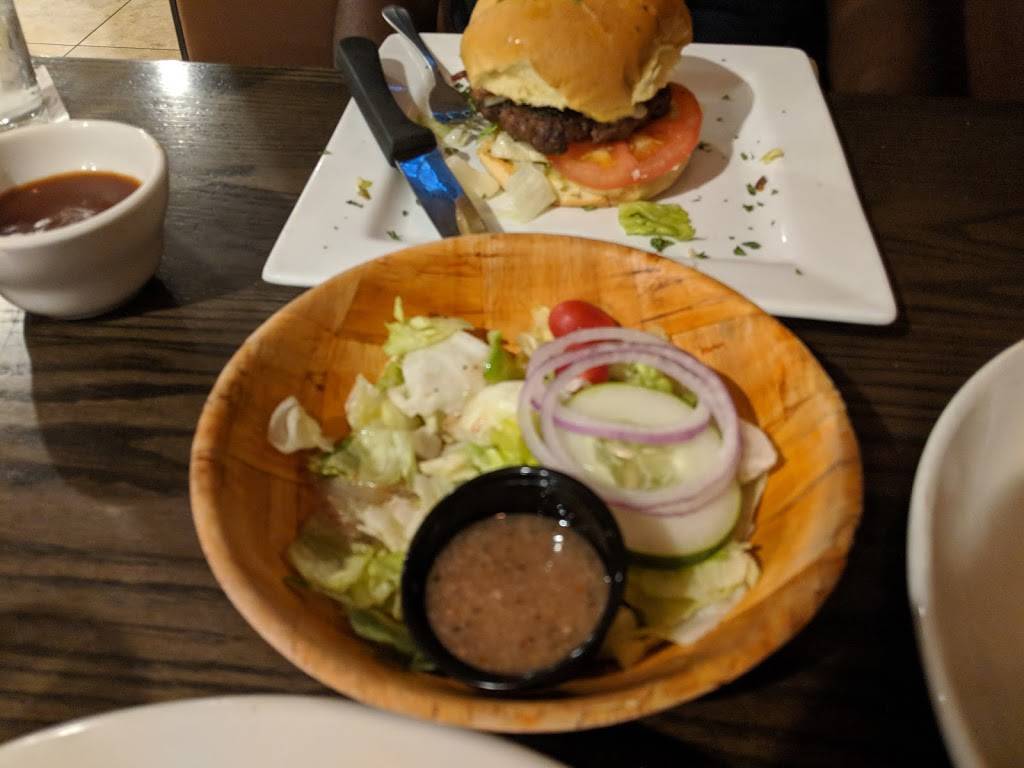 FORTY10 Bar & Grille | restaurant | 4010 Boardman-Canfield Rd Ste. 5, Canfield, OH 44406, USA | 3309674400 OR +1 330-967-4400