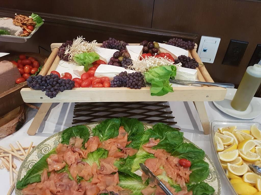 Plaza Rive-Sud | restaurant | 500 Ave du Golf, La Prairie, QC J5R, Canada | 5148775525 OR +1 514-877-5525