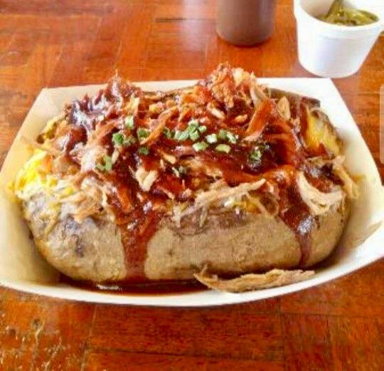 Docs BBQ | restaurant | 1277 E Loop 304, Crockett, TX 75835, USA | 9365467743 OR +1 936-546-7743