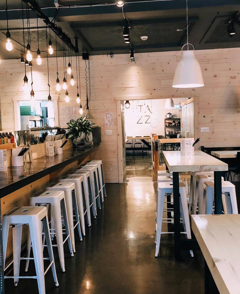 Restaurant Jazz | restaurant | 121 Rue Champlain, Salaberry-de-Valleyfield, QC J6T 1W9, Canada | 4503778744 OR +1 450-377-8744