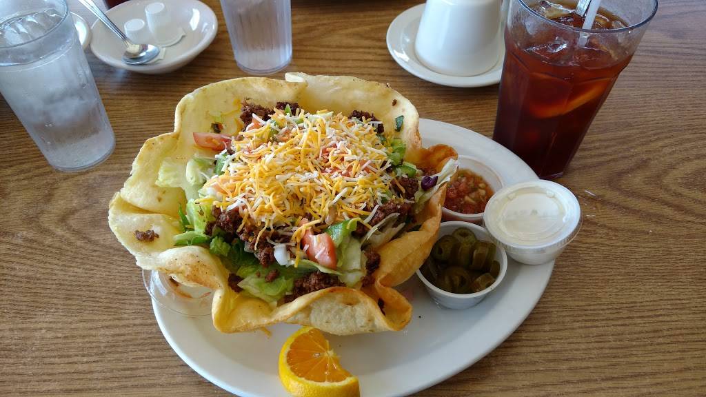 Swedish Pancake House | restaurant | North Towne Mall Shopping Center, 3601 N Main St, Rockford, IL 61103, USA | 8156376922 OR +1 815-637-6922