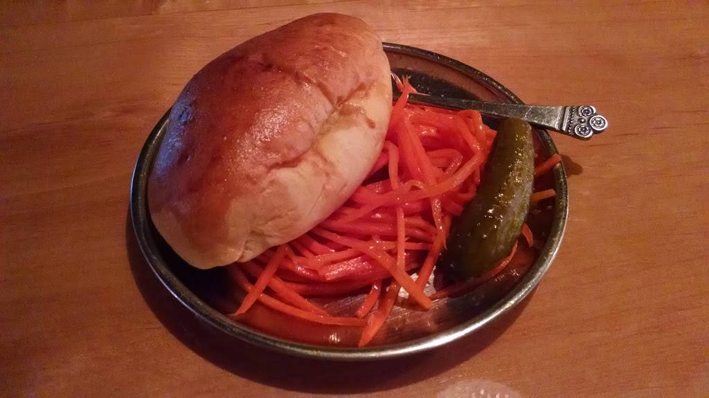 Korochka Tavern | restaurant | 12348 Lake City Way NE, Seattle, WA 98125, USA | 2064203142 OR +1 206-420-3142
