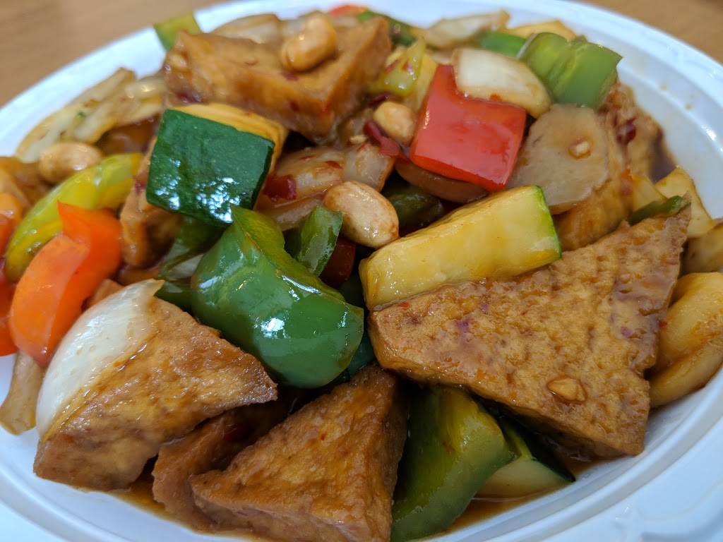 Yans Chinese Food | restaurant | #101 9305, 15557 W Roosevelt St, Goodyear, AZ 85338, USA | 6239251888 OR +1 623-925-1888