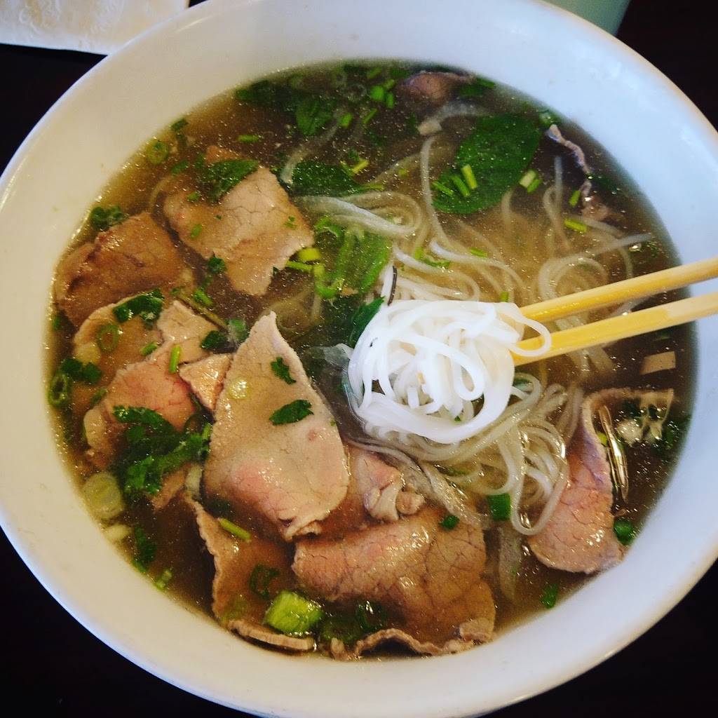 Pho 101 NOODLE HOUSE | restaurant | 6125 S Tamiami Trail, Sarasota, FL 34231, USA | 9419240039 OR +1 941-924-0039