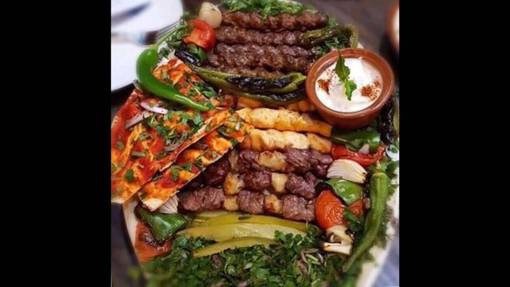 Shawarma Prince | restaurant | 1667 Merivale Rd, Nepean, ON K2G 3K2, Canada | 6132240252 OR +1 613-224-0252