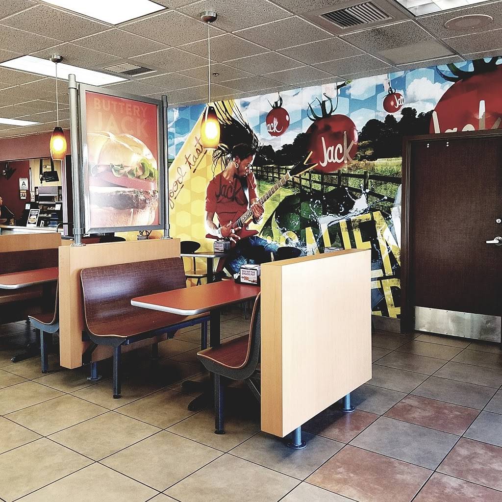 Jack in the Box | restaurant | 3910 Sierra Ave, Fontana, CA 92336, USA | 9094290170 OR +1 909-429-0170