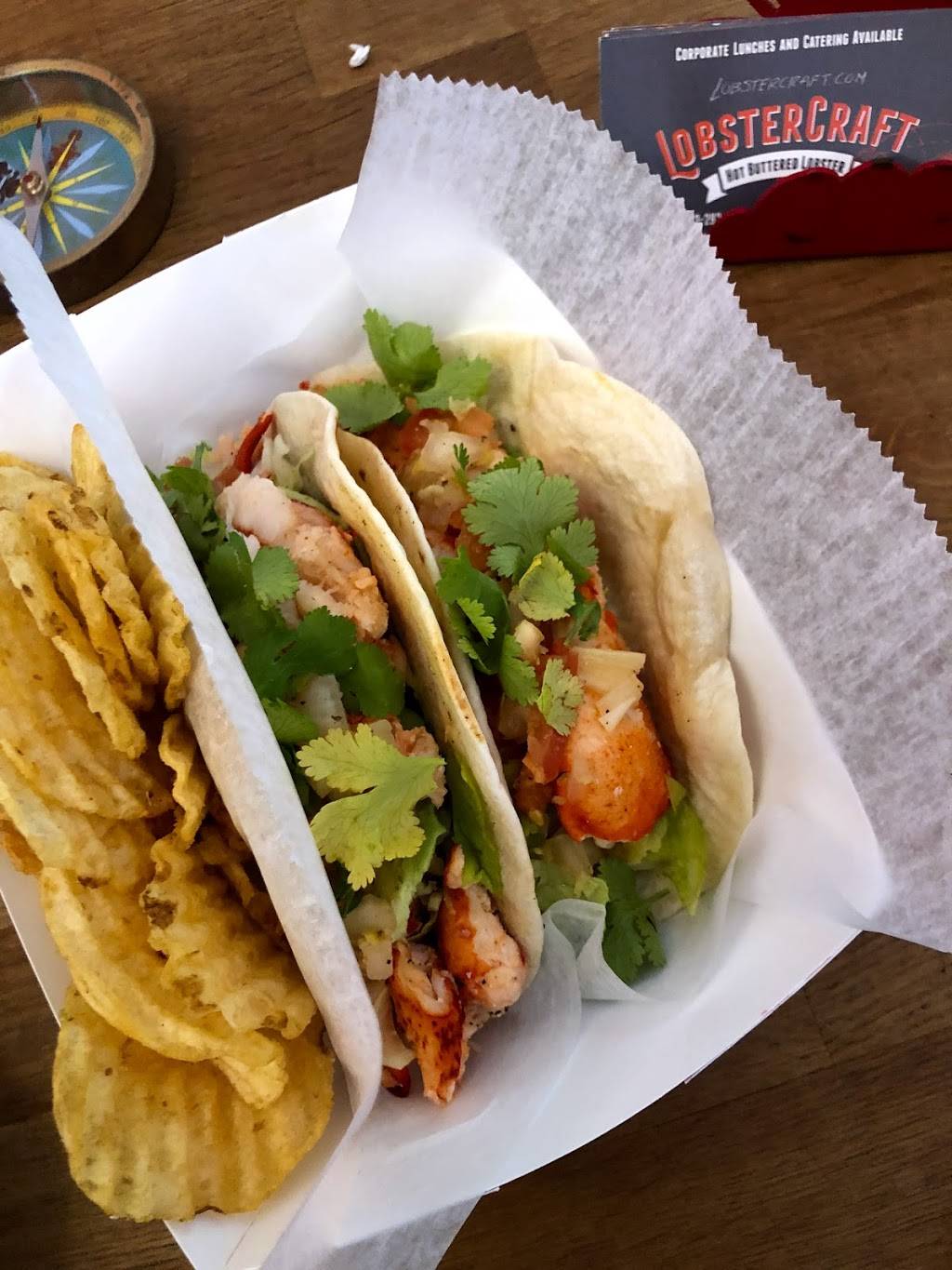 LobsterCraft | meal takeaway | 1891 Post Rd, Fairfield, CT 06824, USA | 2032925350 OR +1 203-292-5350