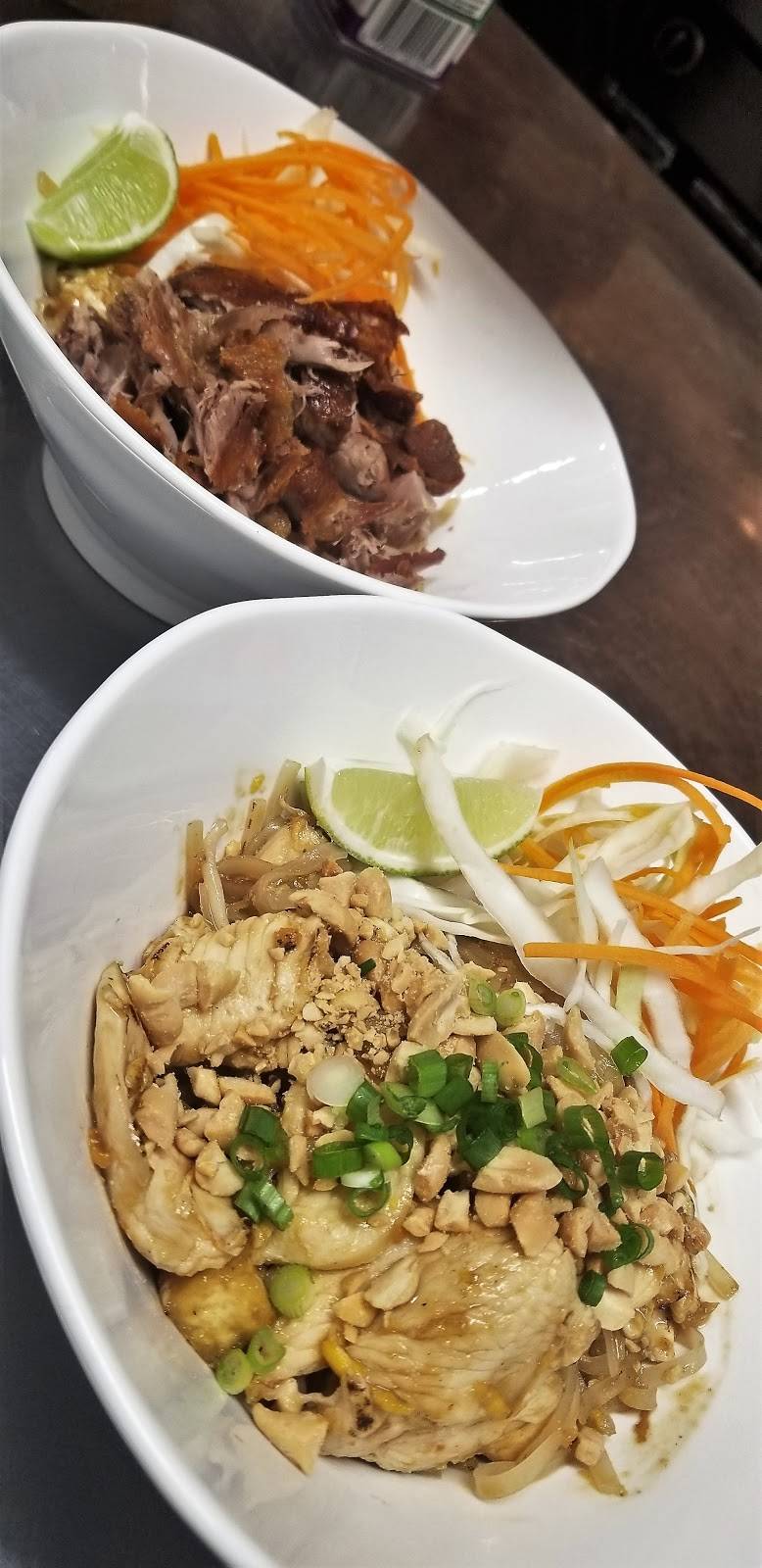 Nui Nui Kitchen | restaurant | 301 Bridge St, Phoenixville, PA 19460, USA | 4843025141 OR +1 484-302-5141