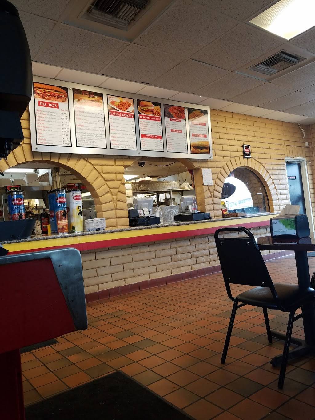 Po-Boy Express | meal takeaway | 9977 Florida Blvd, Baton Rouge, LA 70815, USA | 2252752113 OR +1 225-275-2113