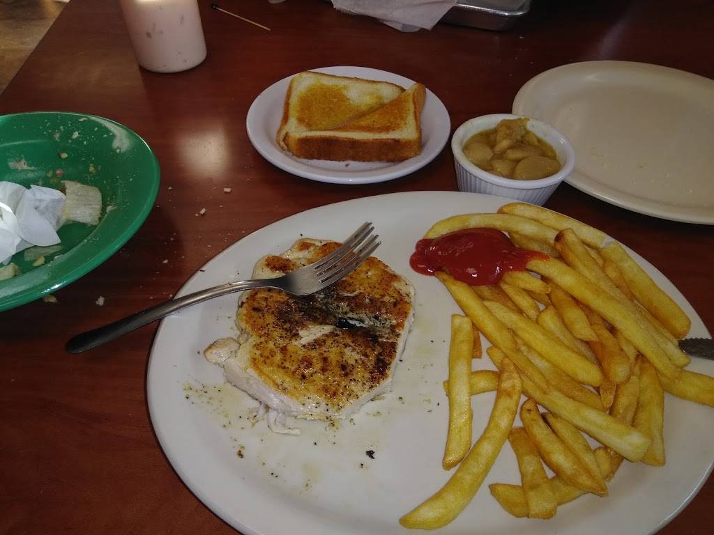 Bobbies Cafe | restaurant | 6728 S Flores St, San Antonio, TX 78221, USA | 2109231158 OR +1 210-923-1158