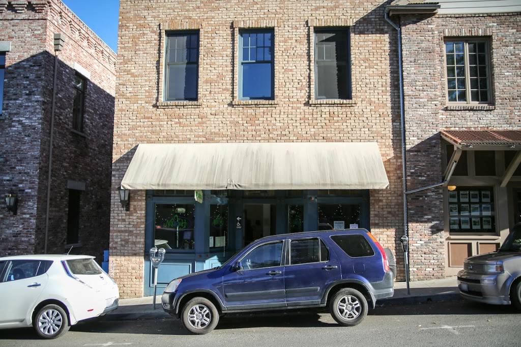 Sushi at Nourish | restaurant | 106 Union Alley, Nevada City, CA 95959, USA | 5304781770 OR +1 530-478-1770