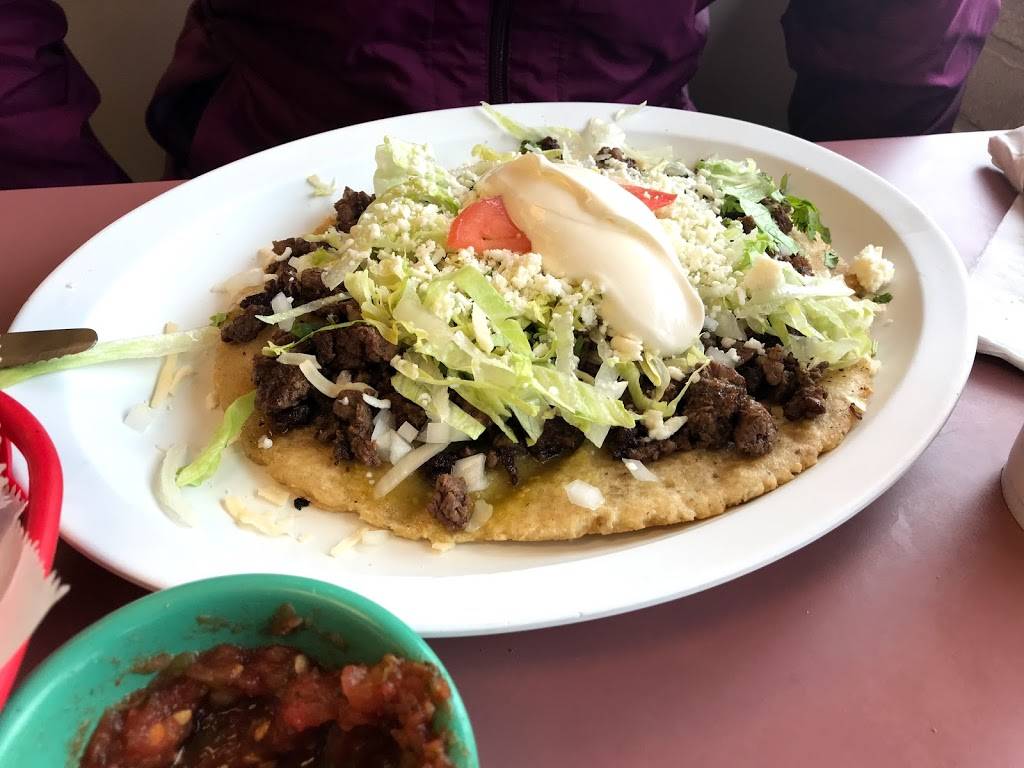 Gorditas La Tia | restaurant | 6425 W 63rd St, Chicago, IL 60638, USA | 7732291153 OR +1 773-229-1153