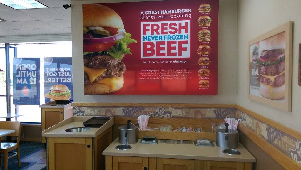 Wendys | restaurant | 2903 Kentucky Ave, Indianapolis, IN 46221, USA | 3172470498 OR +1 317-247-0498