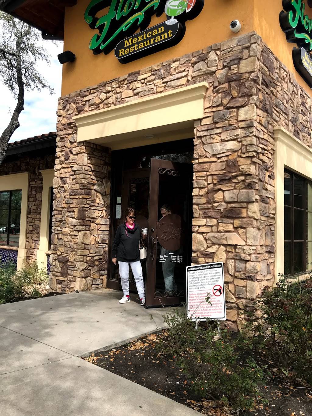 Flores Mexican Restaurant | restaurant | 4625 W William Cannon Dr, Austin, TX 78749, USA | 5128924845 OR +1 512-892-4845