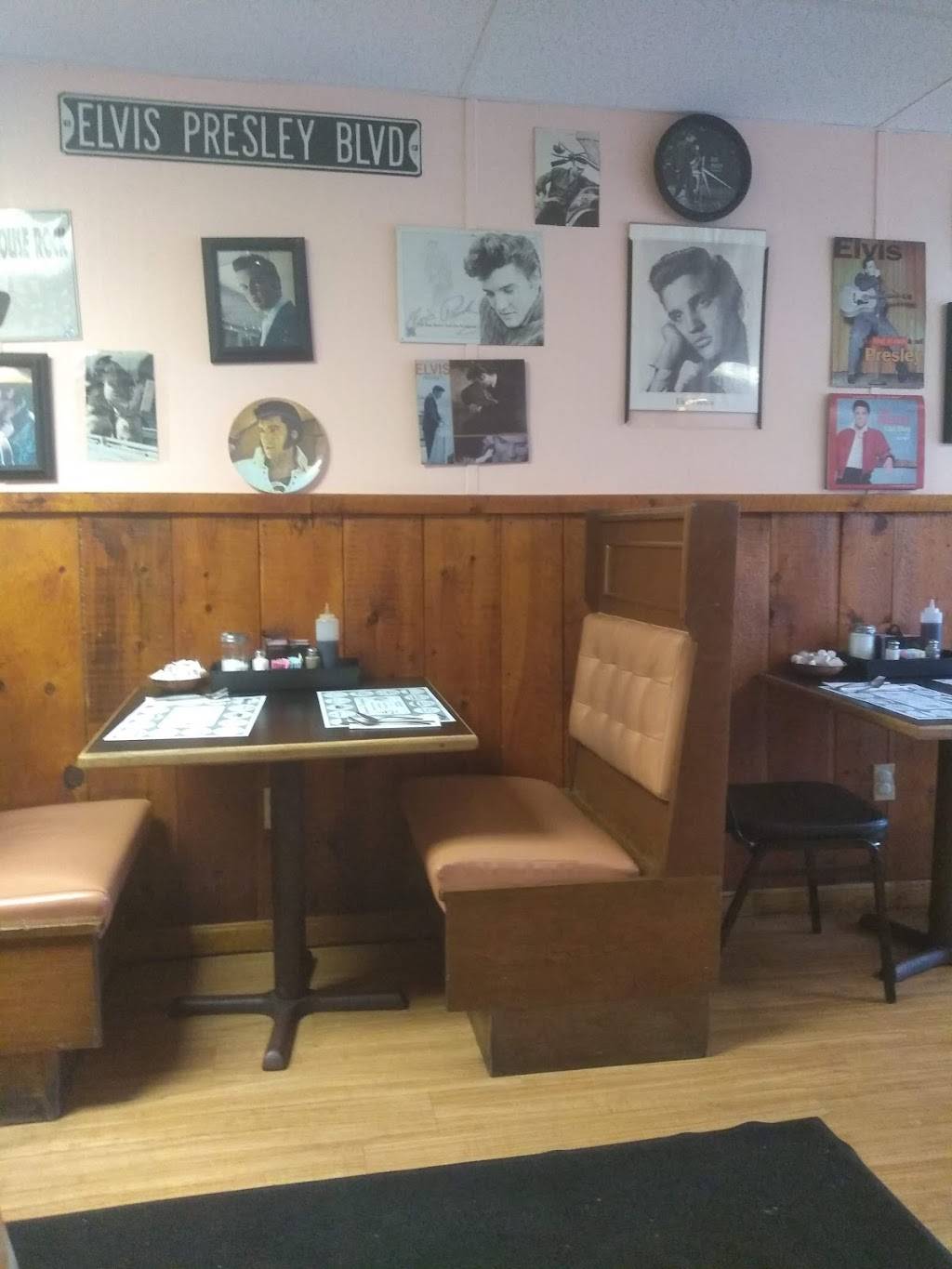 Briannas Breakfast | restaurant | 100 Spring St, Bridgewater, MA 02324, USA | 5082796502 OR +1 508-279-6502