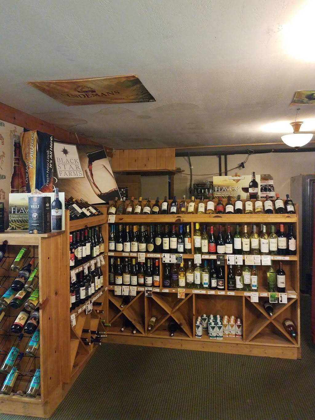 Bear Paw Pizza & Market | meal takeaway | 6444 W Western Ave, Glen Arbor, MI 49636, USA | 2313342327 OR +1 231-334-2327