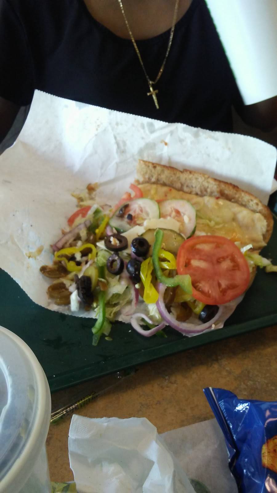 Subway | restaurant | 15600-21A San Carlos Blvd, Fort Myers, FL 33908, USA | 2394811636 OR +1 239-481-1636