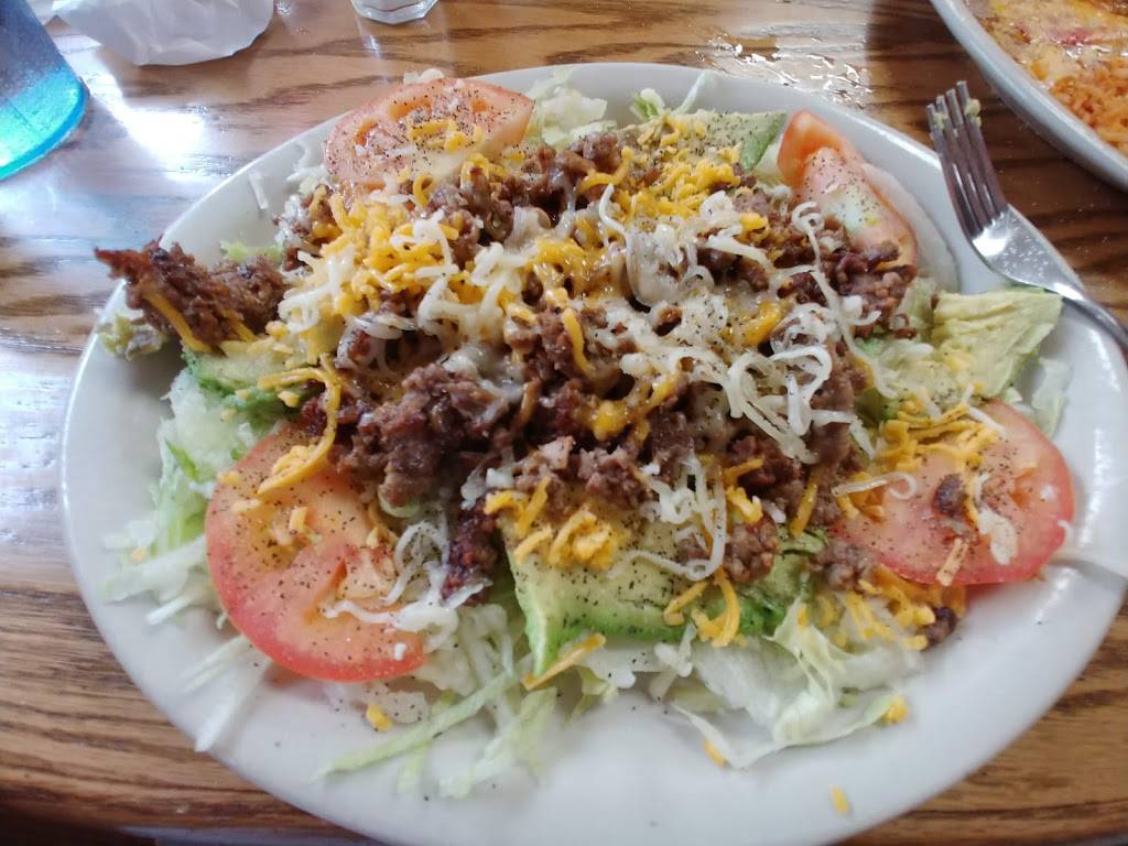 Taqueria La Tapatia | restaurant | 6731 S Flores St, San Antonio, TX 78221, USA | 2109246181 OR +1 210-924-6181