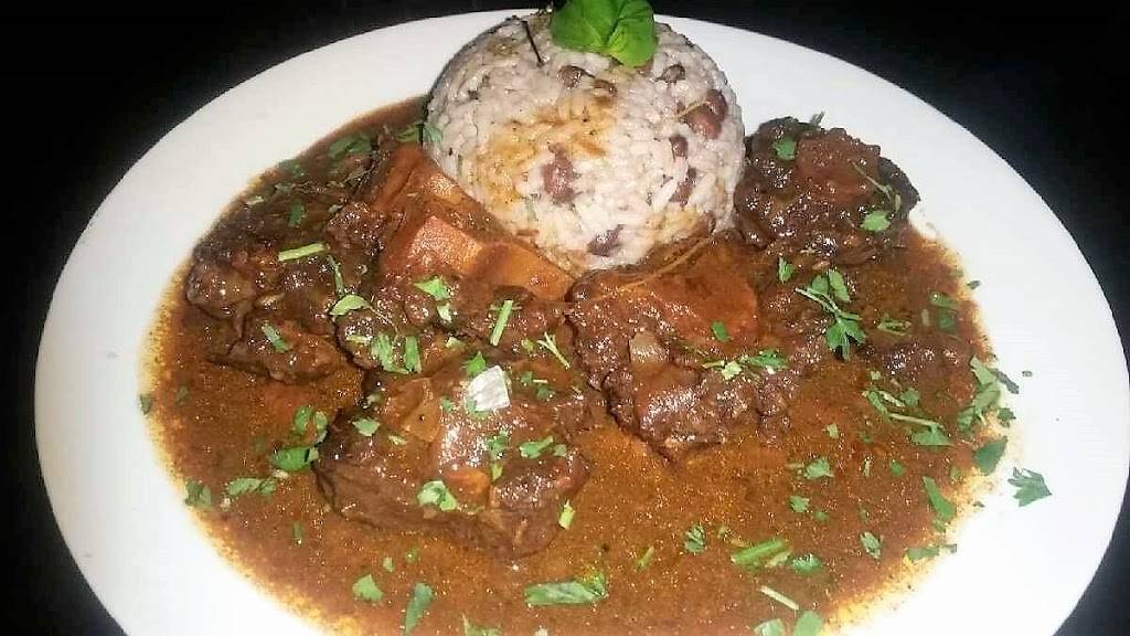 Heat Caribbean Kitchen & Lounge | restaurant | 100-05 Atlantic Ave, Richmond Hill, NY 11418, USA | 7188477300 OR +1 718-847-7300