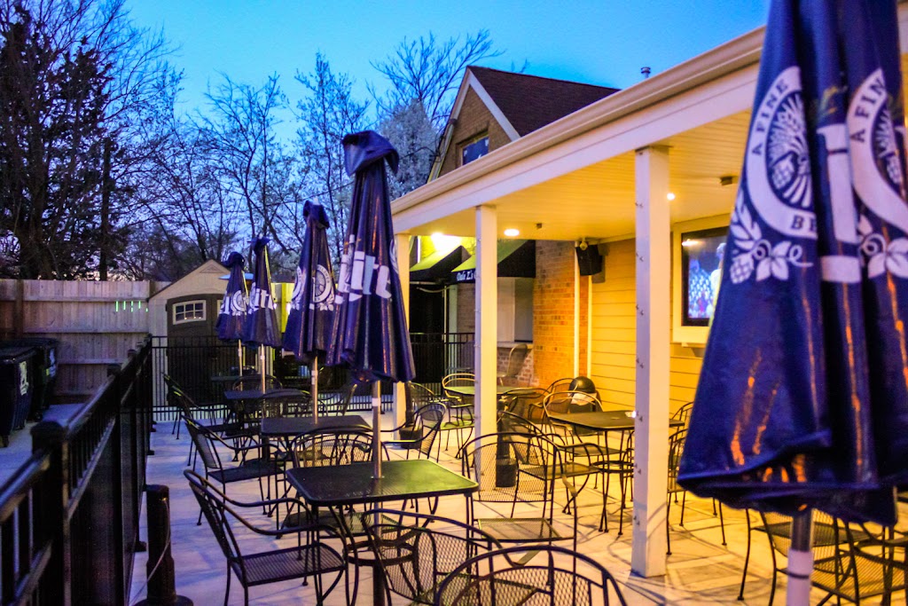 Dale Z’s on Tour | restaurant | 3585 S Howell Ave, Milwaukee, WI 53207, USA | 4144832030 OR +1 414-483-2030