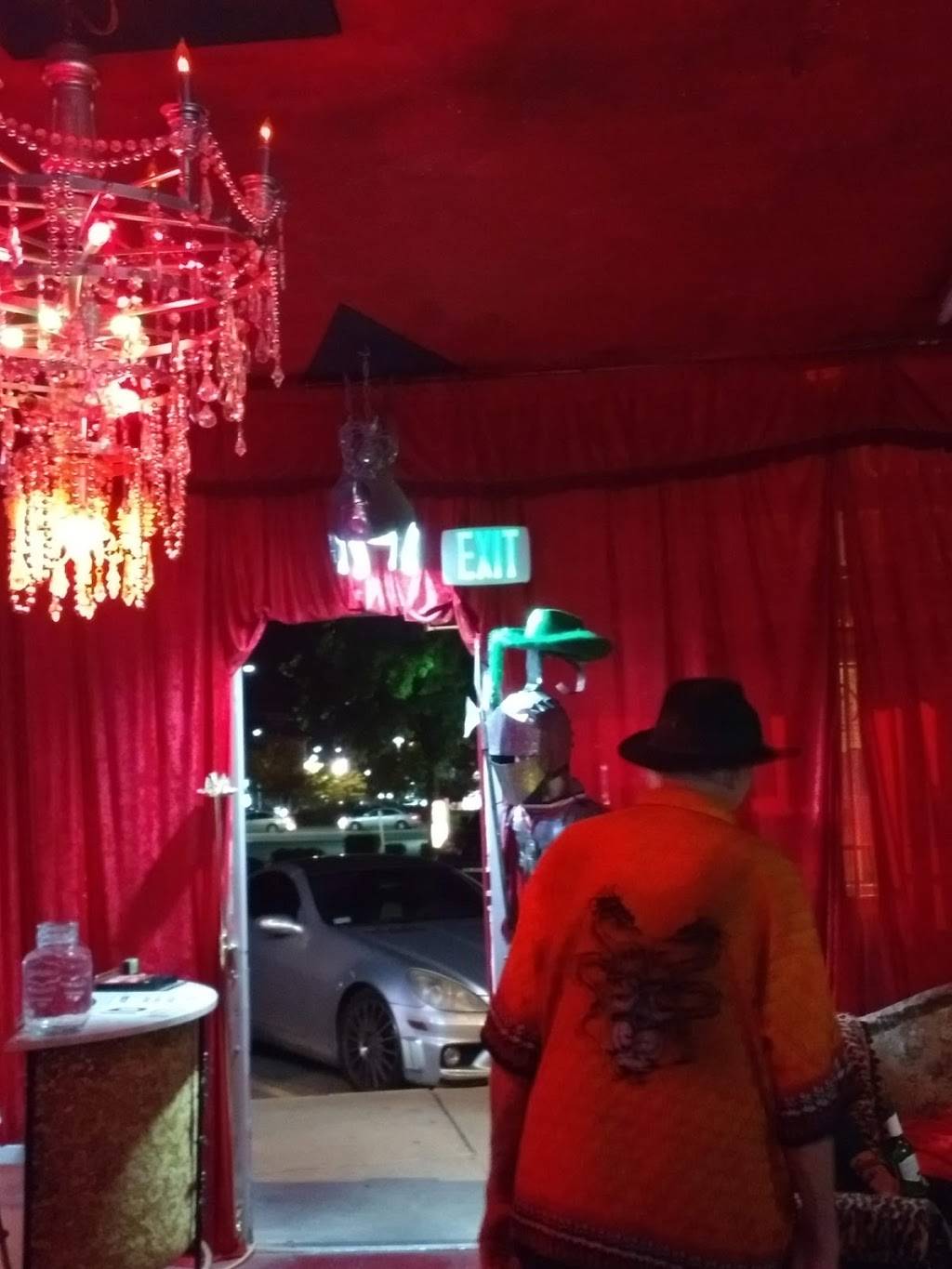 Pink Rhino Velvet Underground Acoustic Cafe | restaurant | 9635 Menaul Blvd NE, Albuquerque, NM 87112, USA | 5052551441 OR +1 505-255-1441