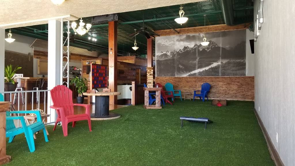 Tonik Sweetwater Saloon | restaurant | 310 S Campbell Ave, Springfield, MO 65806, USA | 4177715783 OR +1 417-771-5783