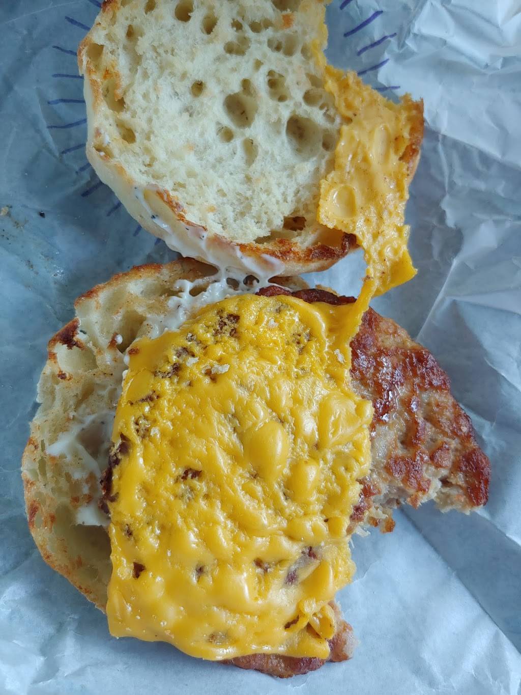 McDonalds | cafe | 501 Ritson Rd S, Oshawa, ON L1H 5K3, Canada | 9055792122 OR +1 905-579-2122