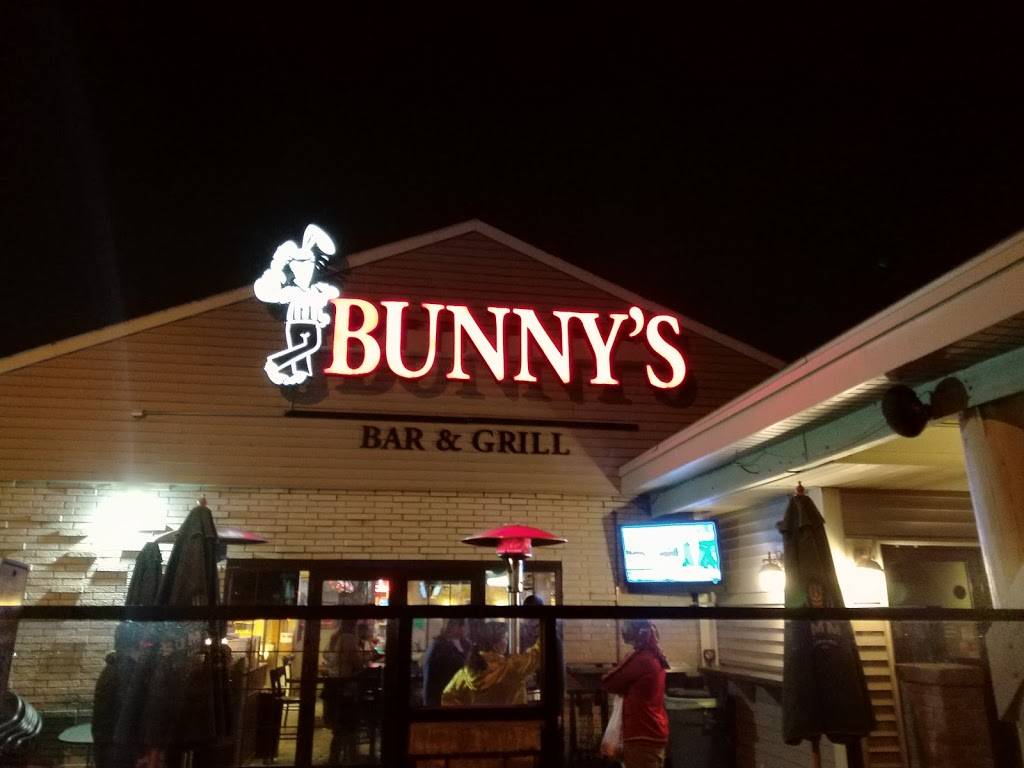 Bunnys Bar & Grill | restaurant | 5916 Excelsior Blvd, St Louis Park, MN 55416, USA | 9529229515 OR +1 952-922-9515