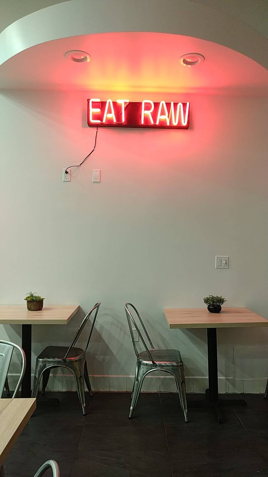 Poké Moe | restaurant | 18110 Nordhoff St Unit #B, Northridge, CA 91325, USA | 8186268338 OR +1 818-626-8338