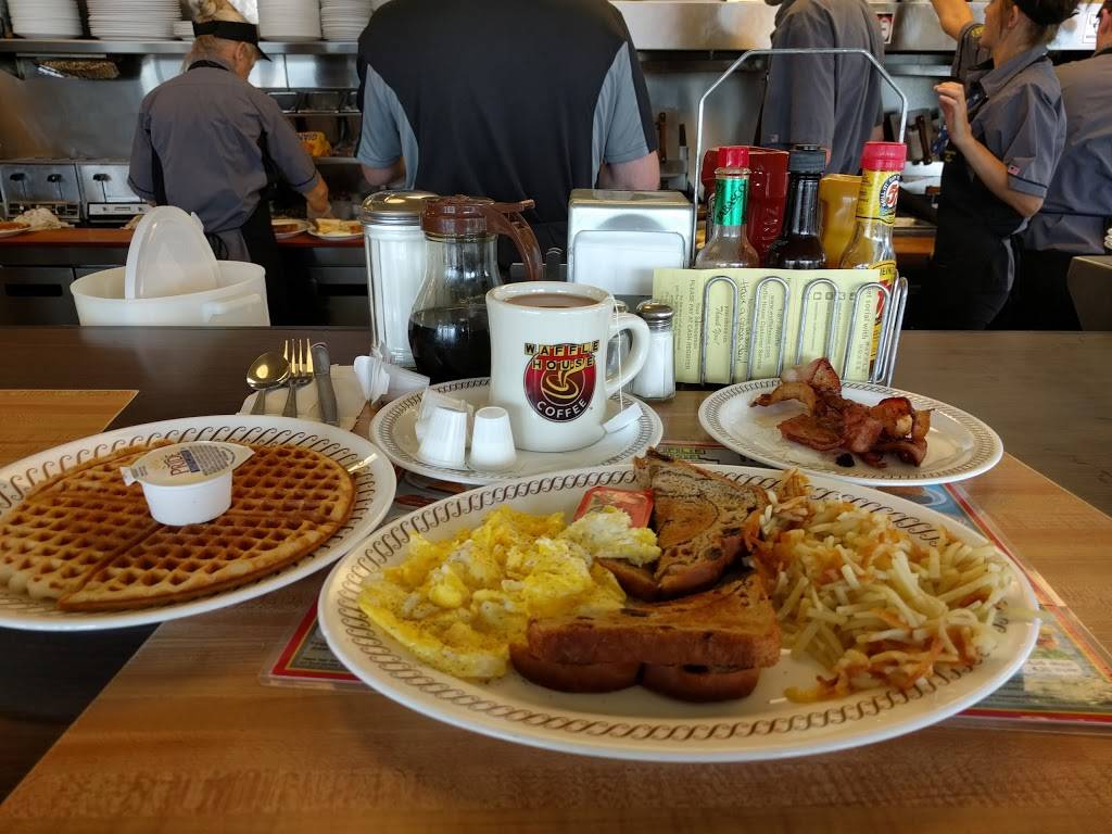 Waffle House | meal takeaway | 2024 Landmark Ave NE, Corydon, IN 47112, USA | 8127387265 OR +1 812-738-7265