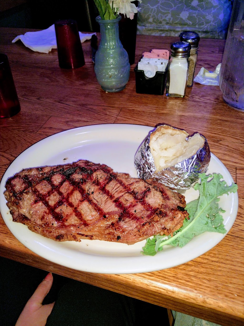 Town Talk Restaurant | restaurant | 606 Patterson St #6597, Cambridge, NE 69022, USA | 3086974600 OR +1 308-697-4600