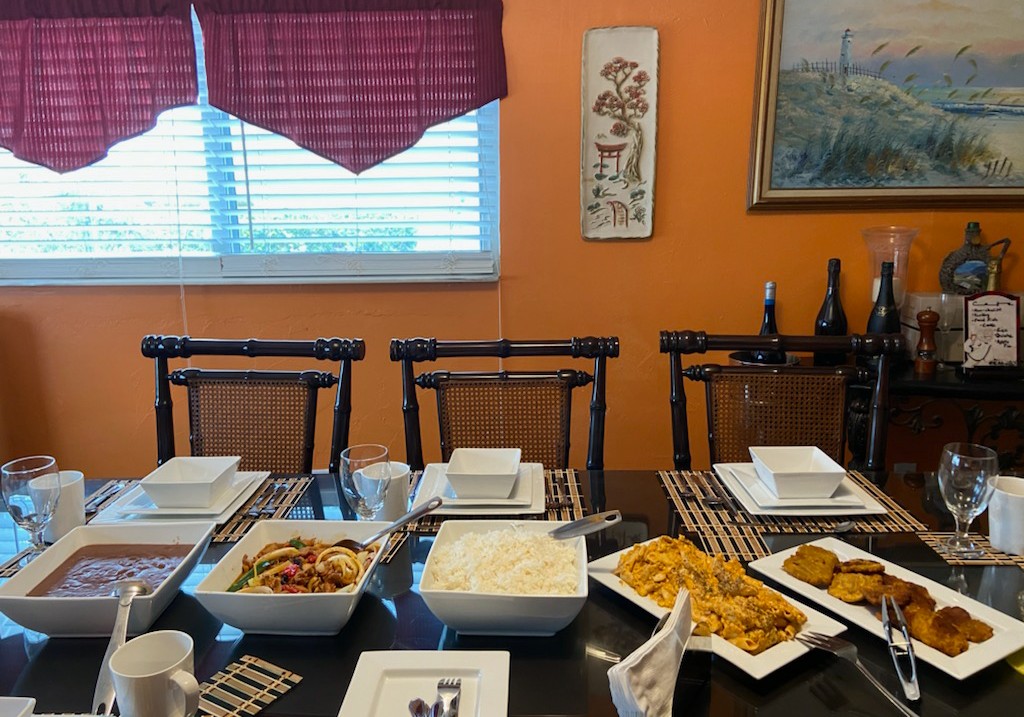 Bon Appetit Restaurant & 727 Lounge | restaurant | 6252 Pembroke Rd, Miramar, FL 33023, USA | 9545895864 OR +1 954-589-5864