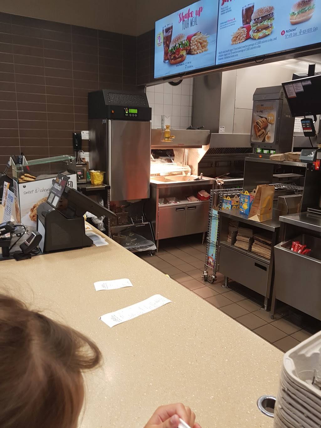 McDonalds | cafe | 340 Colonnade Dr, Kemptville, ON K0G 1J0, Canada | 6132587907 OR +1 613-258-7907