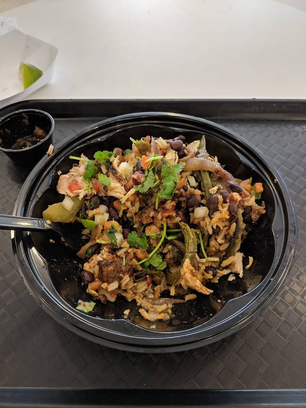 Baja Fresh Mexican Grill | restaurant | 929 Rancho Pkwy, Arroyo Grande, CA 93420, USA | 8059947166 OR +1 805-994-7166