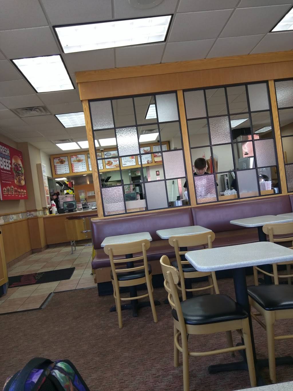 Wendys | restaurant | 550 N Green River Rd, Evansville, IN 47715, USA | 8124741184 OR +1 812-474-1184
