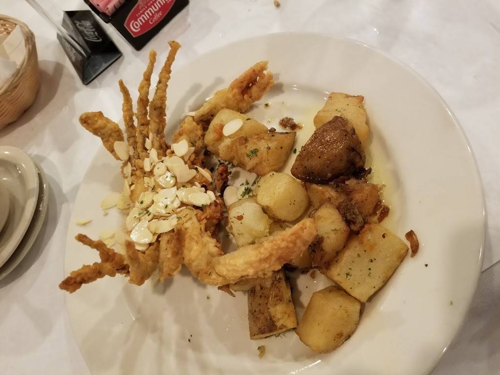 Riccobonos Peppermill | restaurant | 3524 Severn Ave, Metairie, LA 70002, USA | 5044552266 OR +1 504-455-2266