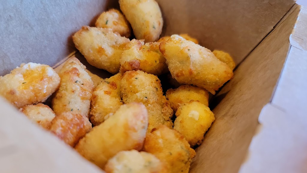 Bust Outs | meal takeaway | 5200 N Elston Ave, Chicago, IL 60630, USA | 7739930391 OR +1 773-993-0391