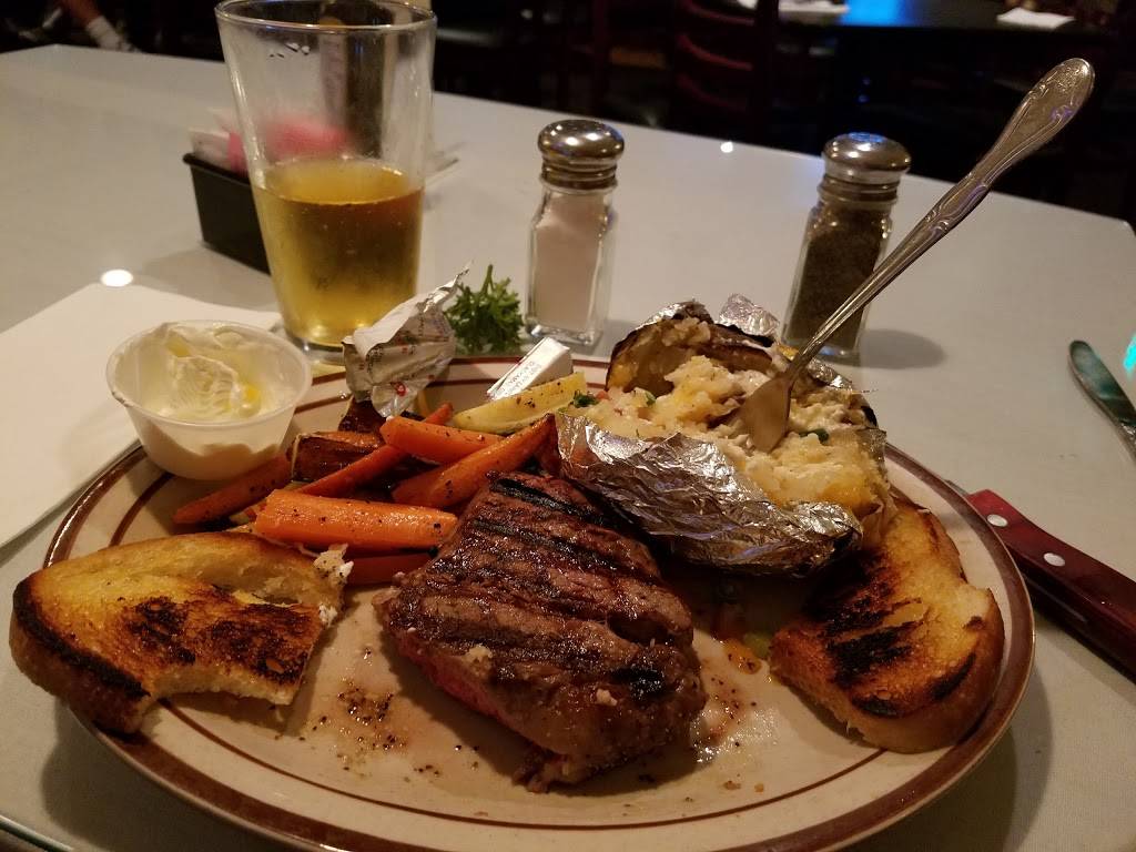 Coachs Corner | restaurant | 950 Oakdale Rd # E, Modesto, CA 95355, USA | 2094912805 OR +1 209-491-2805