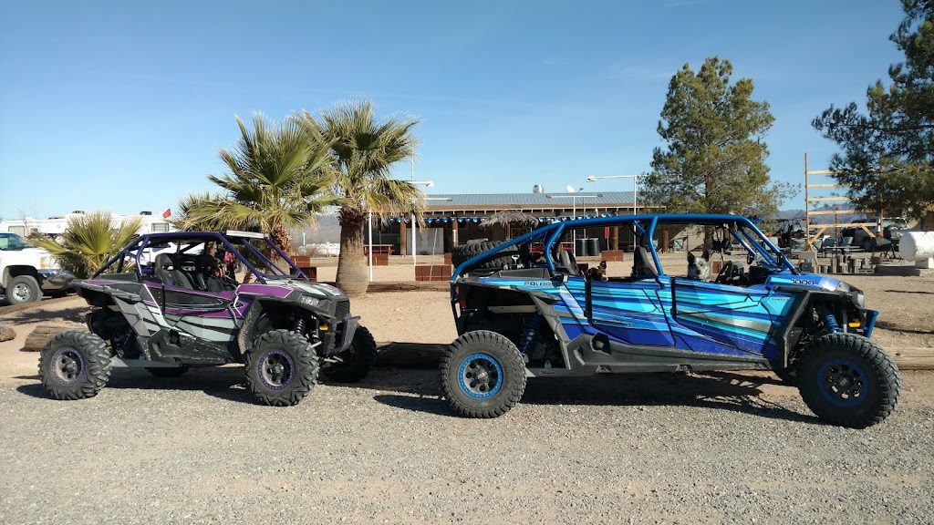 The Wayside Oasis | restaurant | 74125 Wickenburg Rd, Wenden, AZ 85357, USA | 9289253456 OR +1 928-925-3456