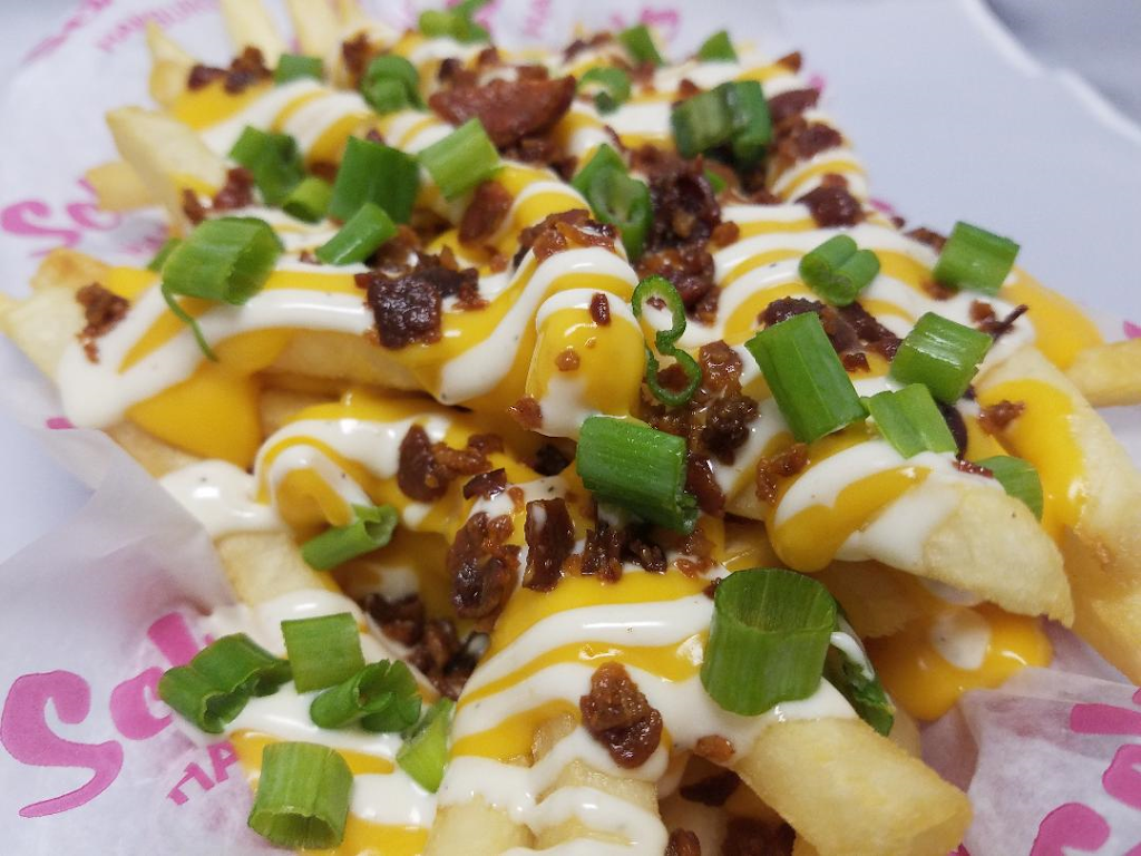 Schoops Hamburgers | restaurant | 7235 Indianapolis Blvd, Hammond, IN 46324, USA | 2198457090 OR +1 219-845-7090