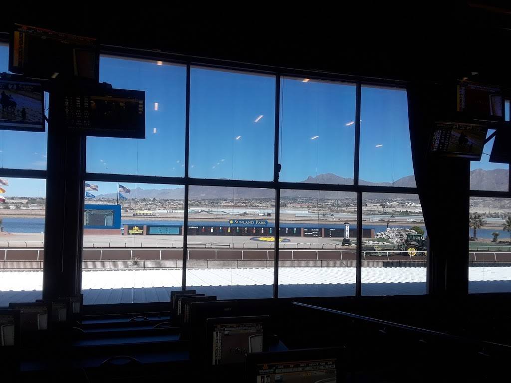 Sunland Park Racetrack & Casino | restaurant | 1200 Futurity Dr, Sunland Park, NM 88063, USA | 5758745200 OR +1 575-874-5200